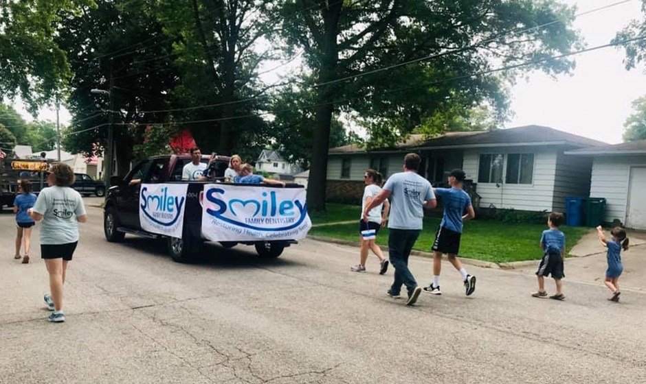 Smiley team in parade